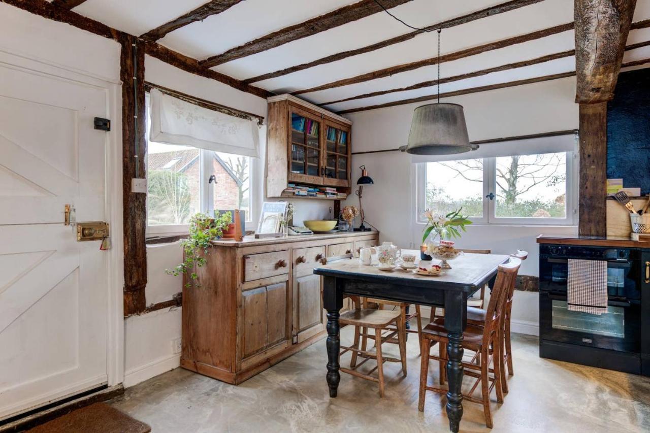 The Dairy, One Bedroom Cottage In A 15Th Century Farmhouse Parham Exterior photo